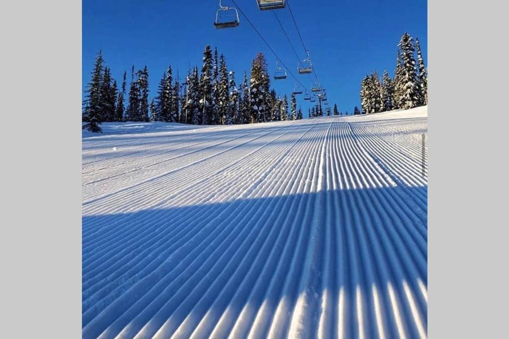 Mountain Edge Ski-In Ski-Out Condo Kimberley Esterno foto